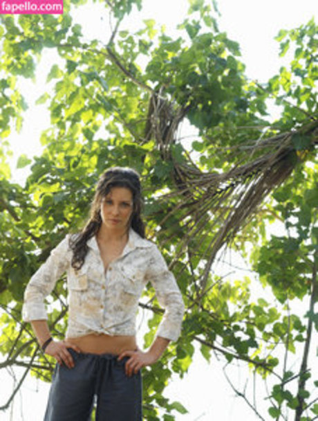 Naakte gelekte OnlyFans-foto van Evangeline Lilly
