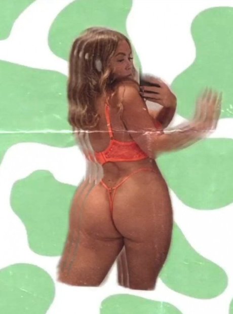 Naakte gelekte OnlyFans-foto van Madison Mclachlan