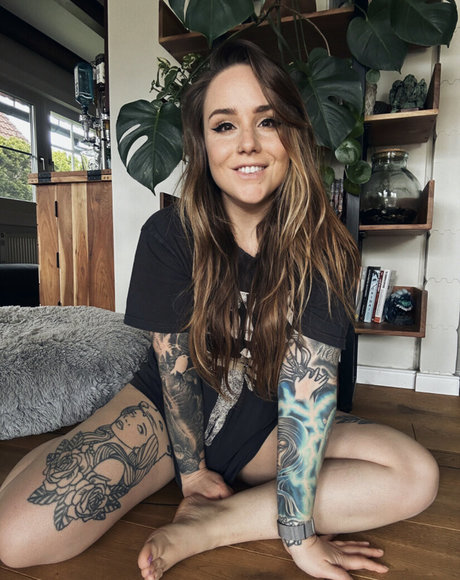Naakte gelekte OnlyFans-foto van Missrage