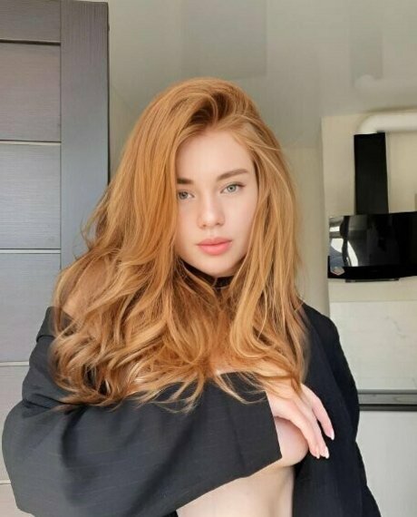 Naakte gelekte OnlyFans-foto van Kylienextdoor69