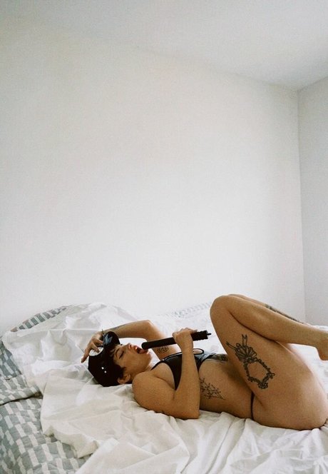 Naakte gelekte OnlyFans-foto van Marceli Cardozo