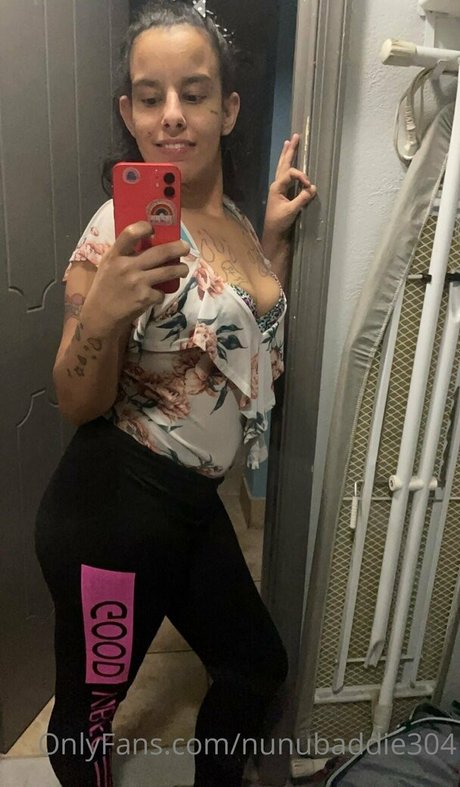 Naakte gelekte OnlyFans-foto van Nunubaddie304