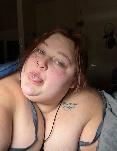 Naakte gelekte OnlyFans-foto van Biggbeck