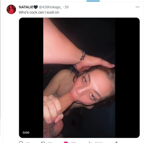 Naakte gelekte OnlyFans-foto van Natalie Uchiha
