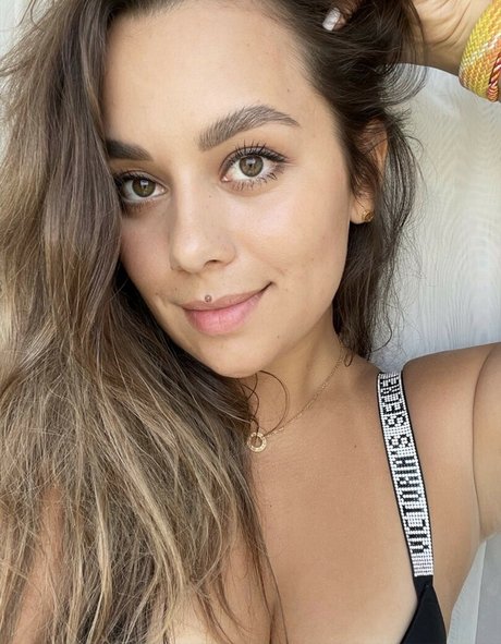 Naakte gelekte OnlyFans-foto van Honeygirl