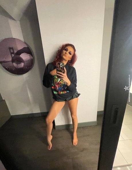 Naakte gelekte OnlyFans-foto van Maria Kanellis