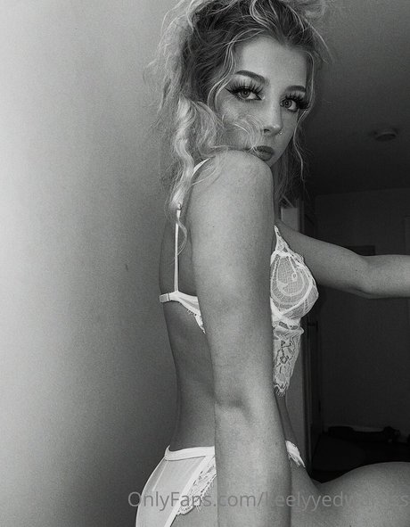 Naakte gelekte OnlyFans-foto van Keelyyedwardss