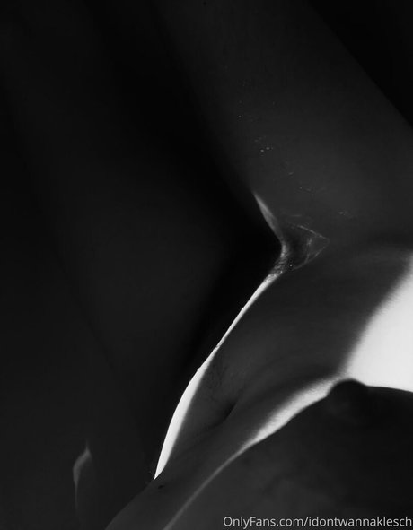 Naakte gelekte OnlyFans-foto van Idontwannaklesch