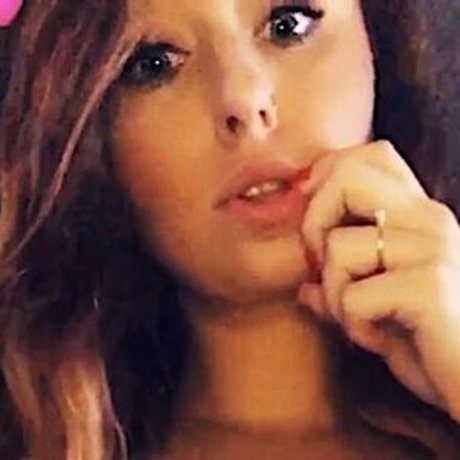 Naakte gelekte OnlyFans-foto van Itshaleynicolexo