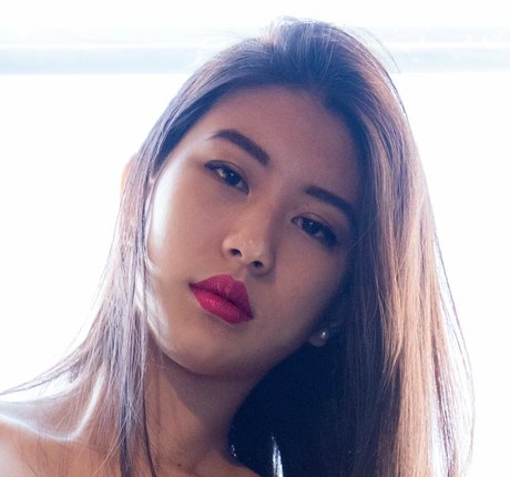 Naakte gelekte OnlyFans-foto van Fionaylin
