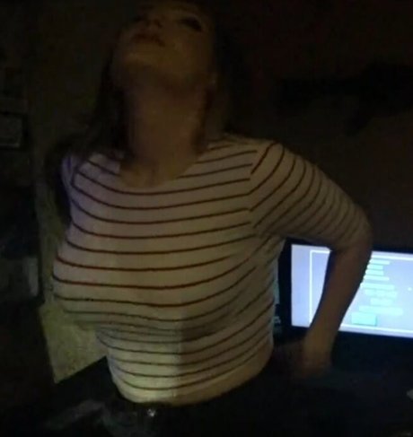 Naakte gelekte OnlyFans-foto van Malena