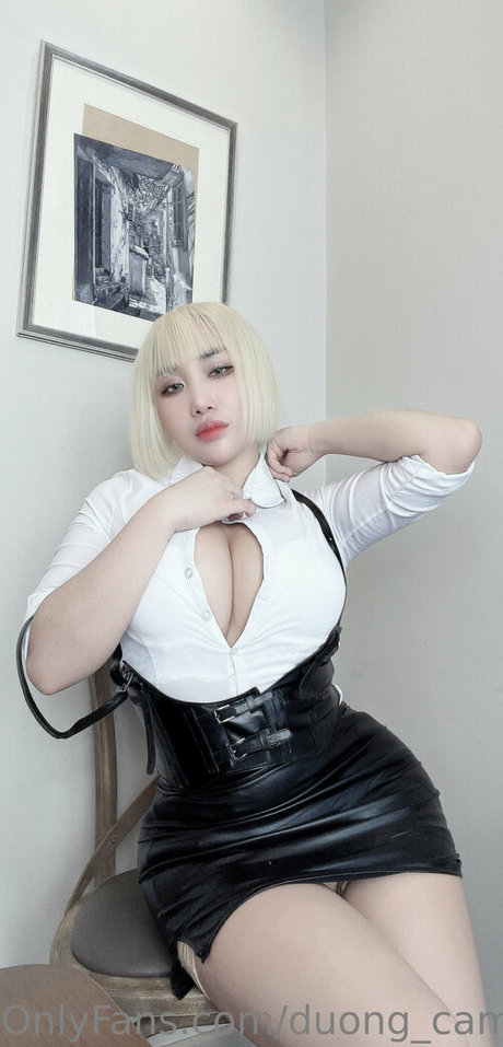 Naakte gelekte OnlyFans-foto van Duongcam