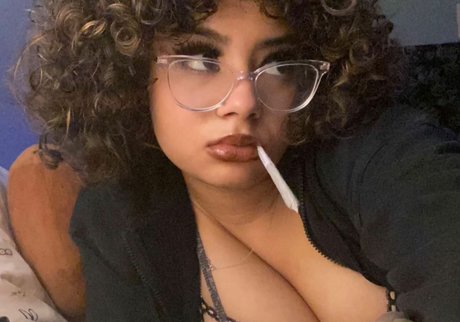 Naakte gelekte OnlyFans-foto van Jinxluvfil