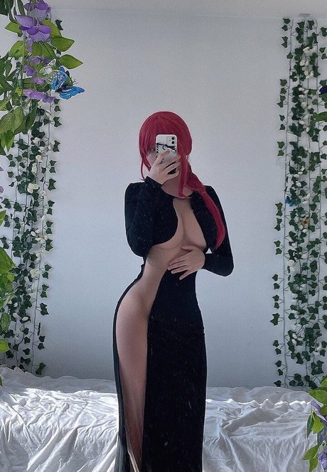 Lolaaasaur
