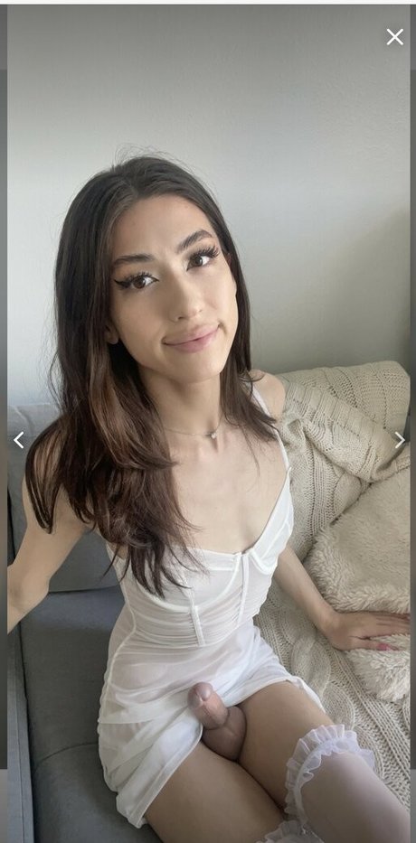 Naakte gelekte OnlyFans-foto van Uyuna