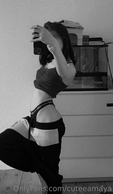 Naakte gelekte OnlyFans-foto van Cuteeamaya
