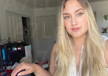 Naomi Kyle
