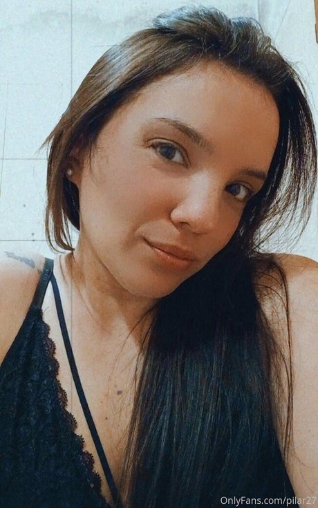 Naakte gelekte OnlyFans-foto van Pilar27