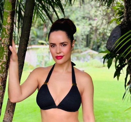 Naakte gelekte OnlyFans-foto van Ana Lucia Dominguez