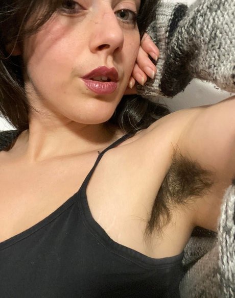 Scarlet Labelle