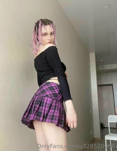 Naakte gelekte OnlyFans-foto van Leilaagrace