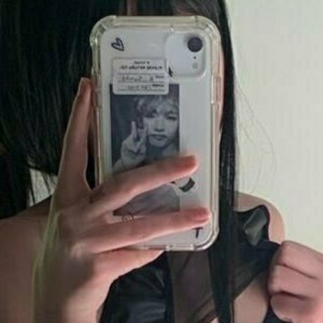 Naakte gelekte OnlyFans-foto van Prettyd4edgirl
