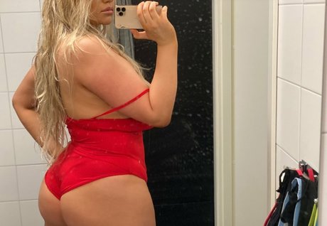 Curvy Goddesses