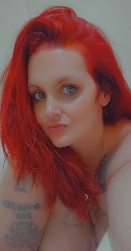 Naakte gelekte OnlyFans-foto van Daynamariie
