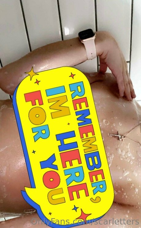 Naakte gelekte OnlyFans-foto van Scarletters
