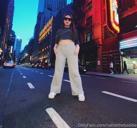Naakte gelekte OnlyFans-foto van Nattiethebaddie