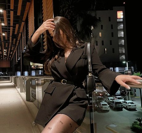 Naakte gelekte OnlyFans-foto van Frida Najera
