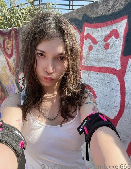 Naakte gelekte OnlyFans-foto van Laylamixxxel666