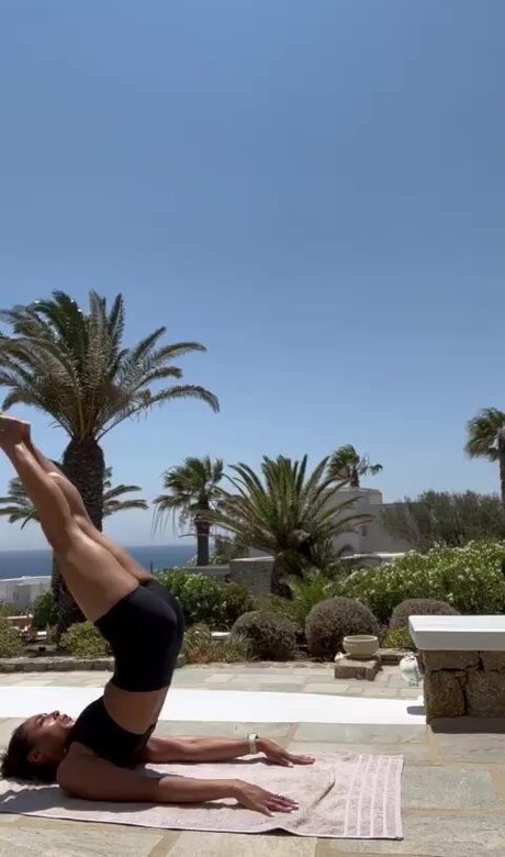 Naakte gelekte OnlyFans-foto van Shirin Olivia