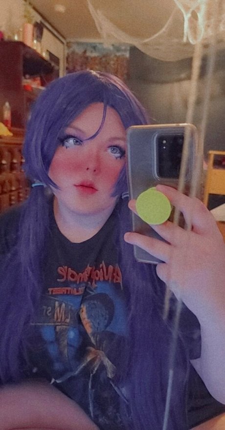 Naakte gelekte OnlyFans-foto van Heyittae