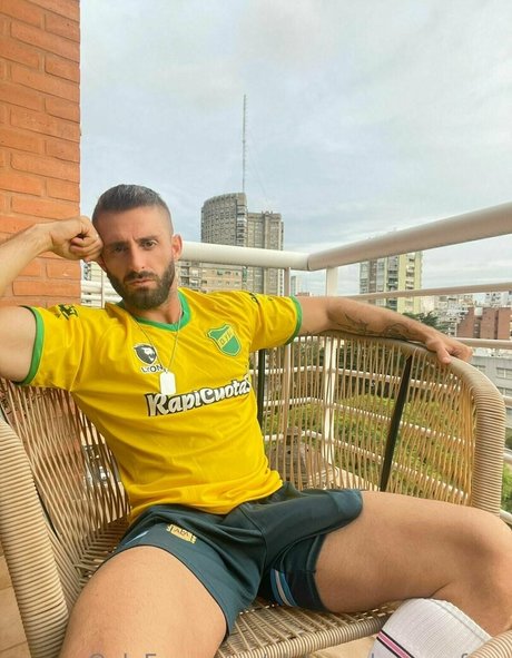 Naakte gelekte OnlyFans-foto van Aleksandrrammfree