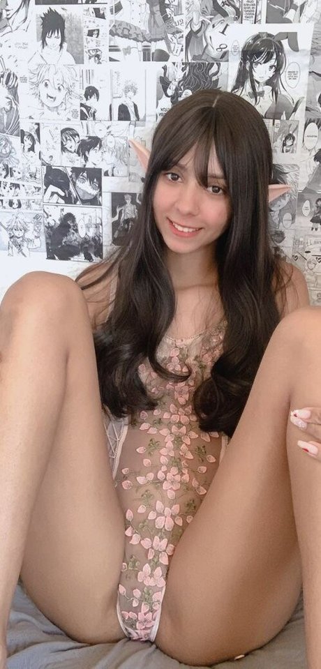Naakte gelekte OnlyFans-foto van Babyzinhaanna