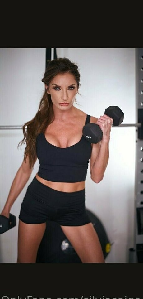 Naakte gelekte OnlyFans-foto van Silviasaige