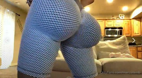 Naakte gelekte OnlyFans-foto van Marizalamb