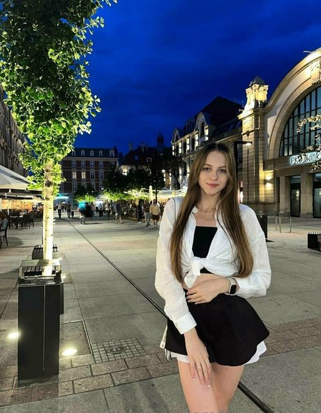 Naakte gelekte OnlyFans-foto van Katyasugar