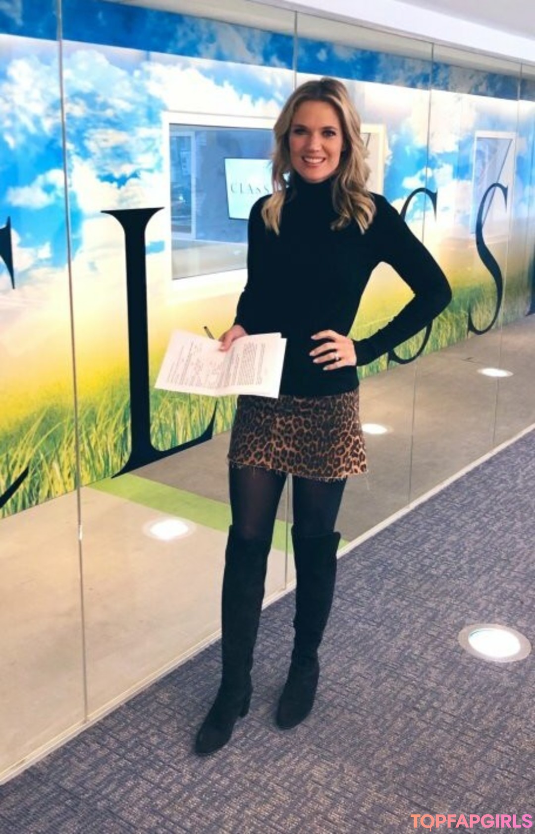 Naakte gelekte OnlyFans-foto van Charlotte Hawkins #37 Naakte gelekte OnlyFans-foto van Charlotte Hawkins #37