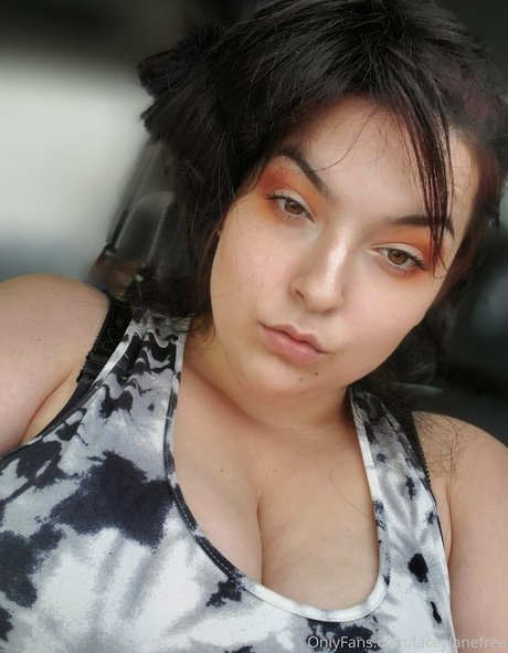 Naakte gelekte OnlyFans-foto van Laceylanefree