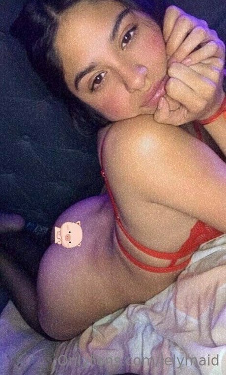 Naakte gelekte OnlyFans-foto van Lelymaid