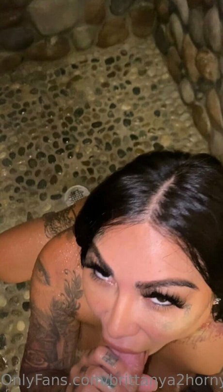 Naakte gelekte OnlyFans-foto van Brittanya2horny