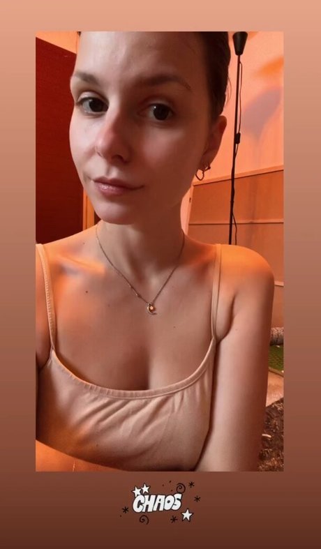 Naakte gelekte OnlyFans-foto van Muriel Melinda