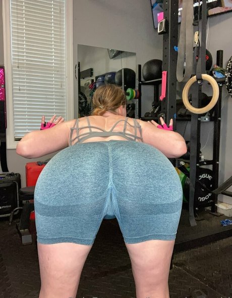 Bootyshortsgirl