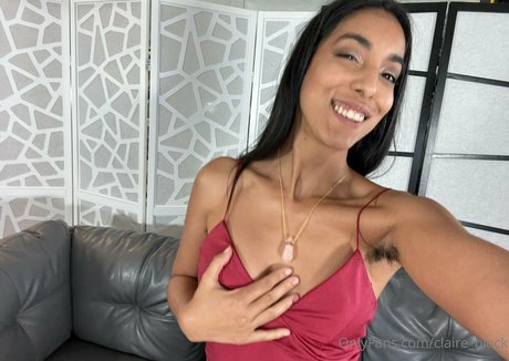 Claire_black