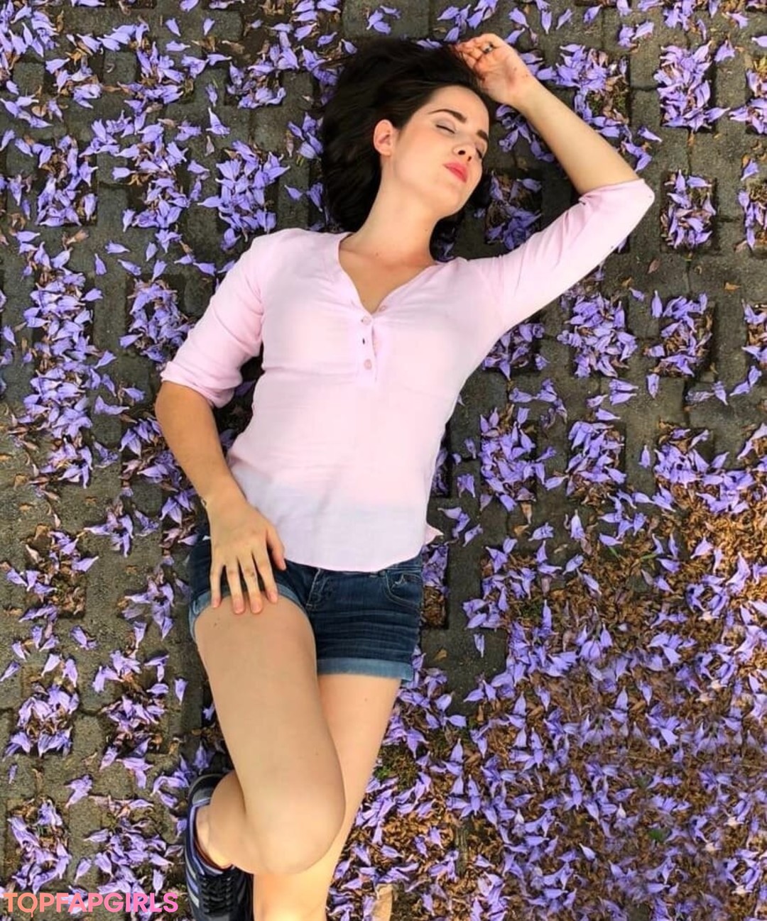 Naakte gelekte OnlyFans-foto van Ophelie Rullier #1078