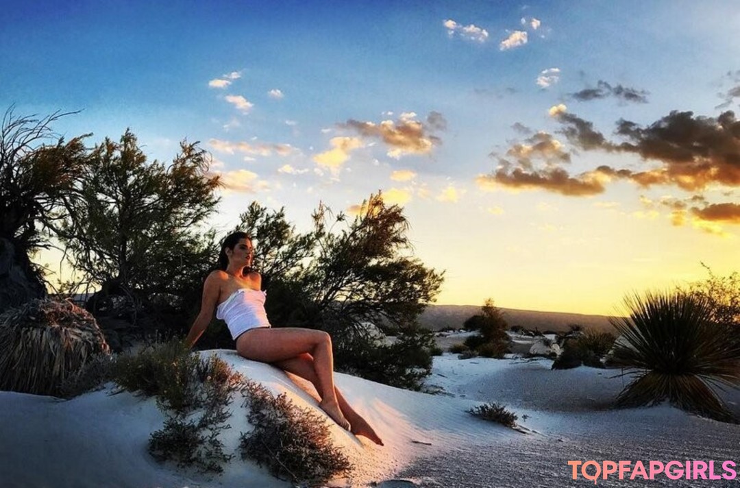 Naakte gelekte OnlyFans-foto van Ophelie Rullier #1089