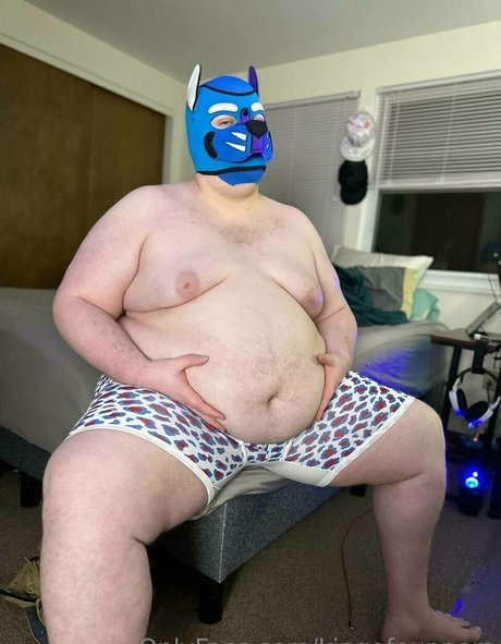 Naakte gelekte OnlyFans-foto van Kingofpuppers
