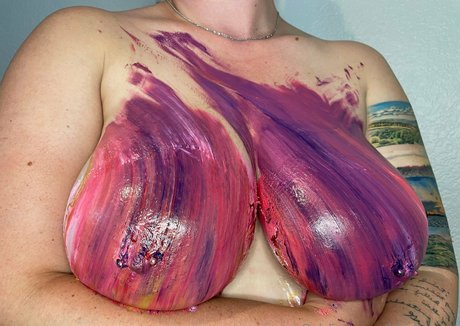 Naakte gelekte OnlyFans-foto van Smooshprints